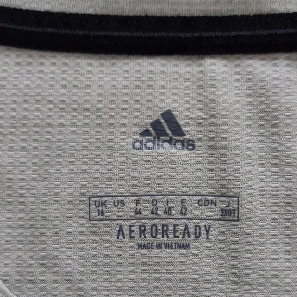 Adidas Terrex T-Shirt Tee Women's Size 16 Grey Aeroready Breathable Recycled - Picture 6 of 16